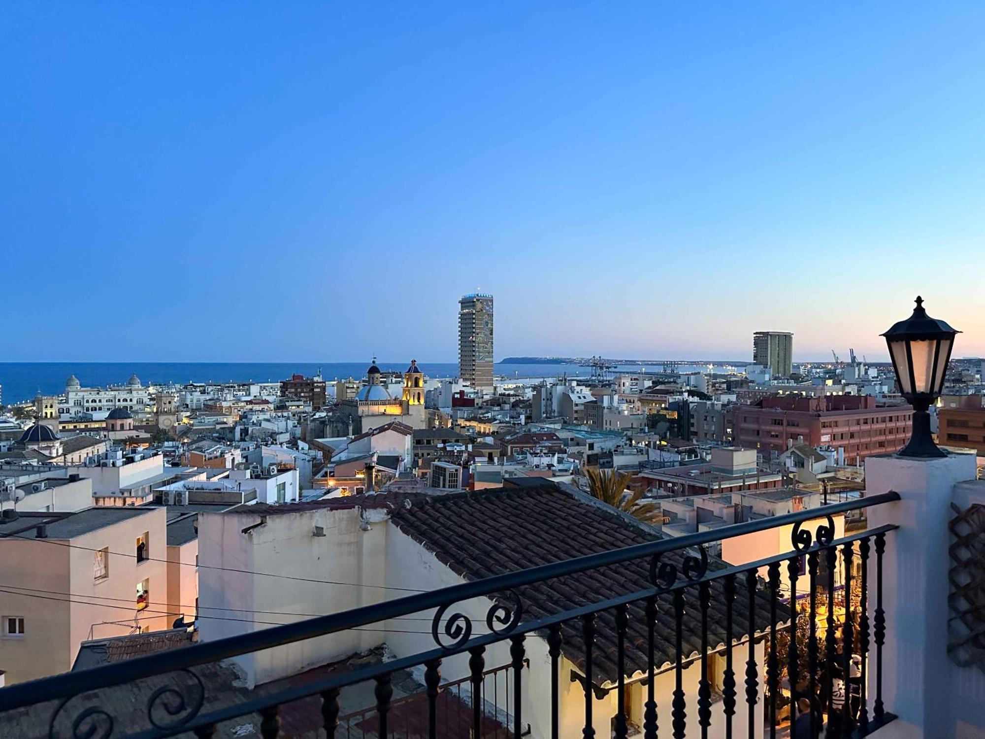 Casa Moll. Tradicion Y Bonitas Vistas De Alicante Buitenkant foto